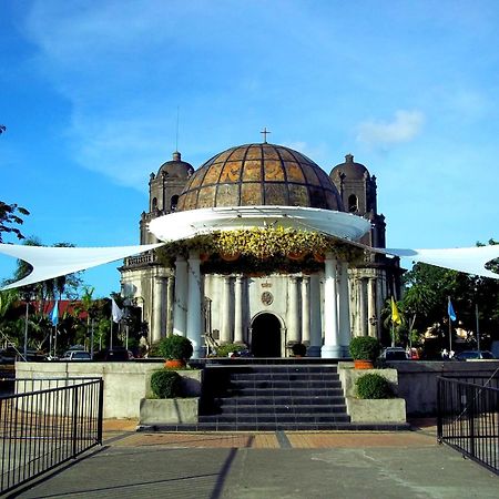 Reddoorz At Sta Cruz Naga City エクステリア 写真
